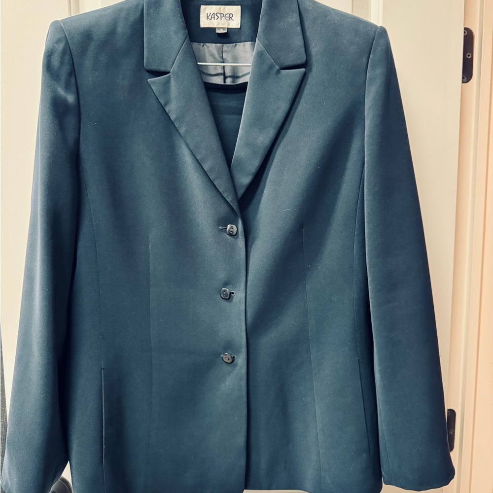 Kasper Women's Navy Skirt Suit